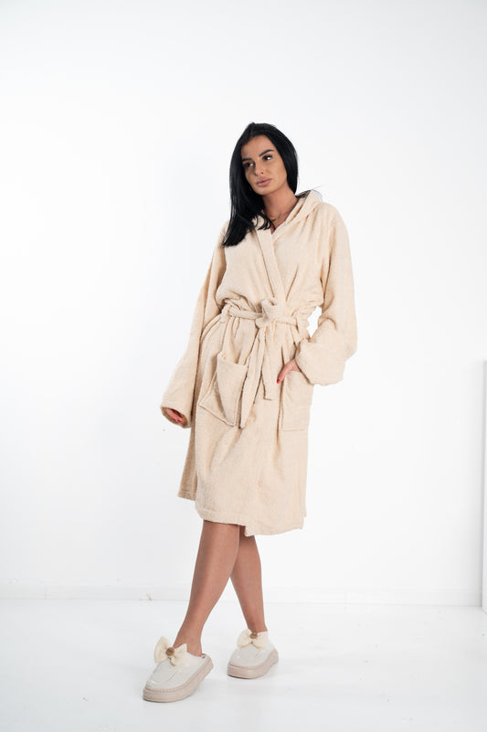 Ženski bademantil od frotira-BEŽ BOJA